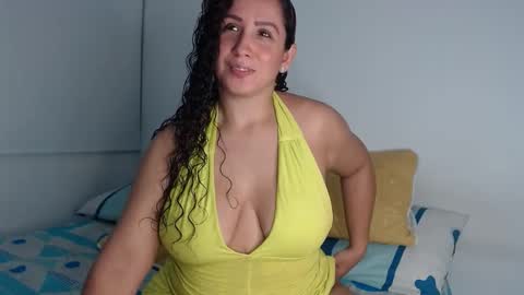 hadid online show from October 14, 12:24 am