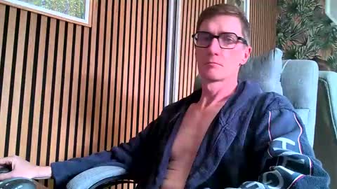 SexFriendFrance online show from March 20, 1:27 pm