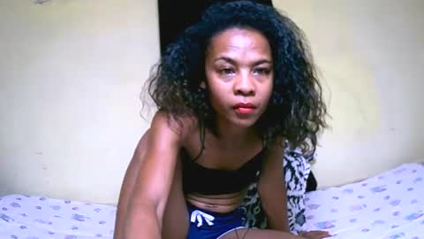 bella193999 online show from February 1, 11:06 pm