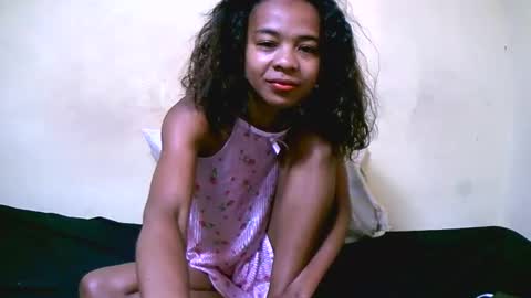 bella193999 online show from December 15, 5:13 am