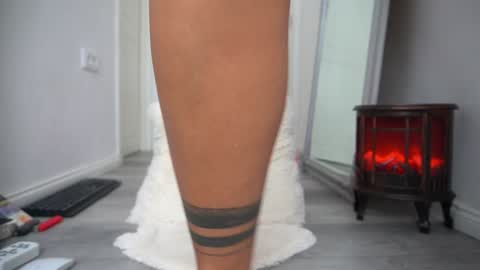 Emma  Bella online show from November 21, 9:46 pm