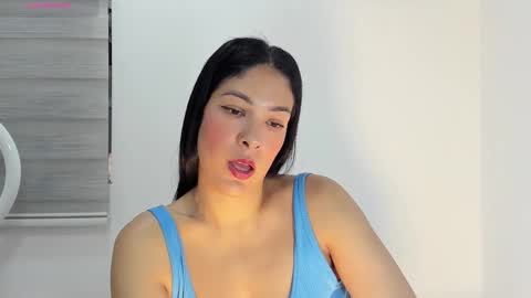 Laura online show from October 30, 3:56 pm