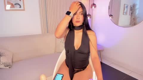Isabella online show from July 6, 3:03 pm