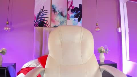 Bella Clair online show from November 11, 4:42 pm