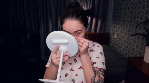 Bella online show from April 22, 7:59 am