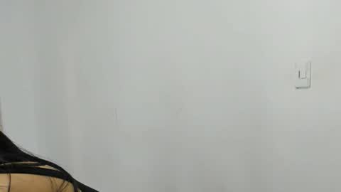 bellalatina15 online show from February 24, 3:15 pm