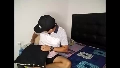 Paola 22 and Andres 24 online show from January 20, 3:04 am