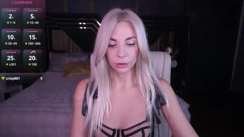 Bella online show from December 17, 9:10 pm