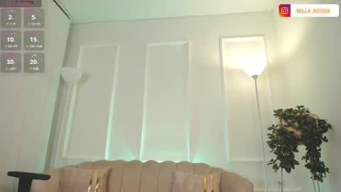 CALL ME BELLA online show from March 5, 1:42 am