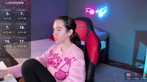 Bella online show from February 25, 5:51 pm