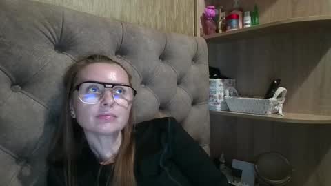 Amelia online show from October 31, 7:25 pm