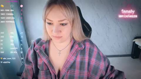 Your Annabelle Wolf  online show from March 29, 11:45 am