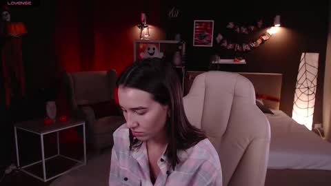 Bella online show from October 23, 1:07 am