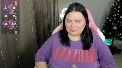 LinaBoo online show from January 17, 6:23 am