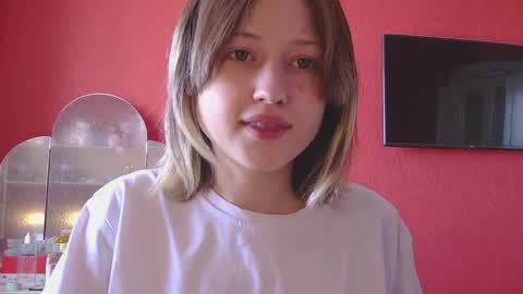 belovedmary online show from March 22, 9:24 am