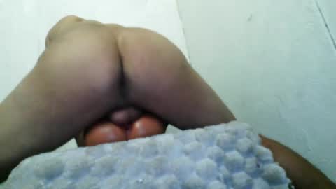 Snapshot of bemysecrett chatting on February 10, 7:49 pm bemysecrett online show from February 10, 7:49 pm