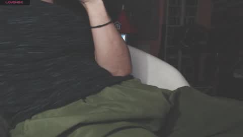 benijamin online show from October 5, 9:44 pm