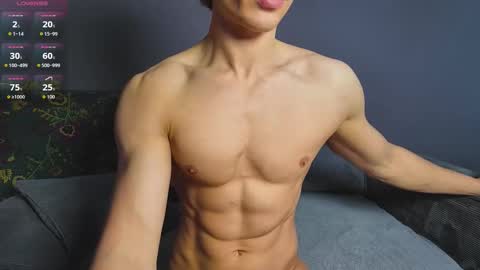 benjaminkarl02 online show from September 30, 10:15 am