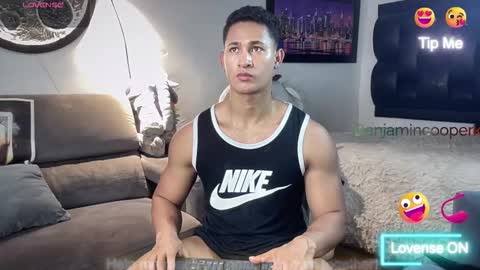 benjamincooperk online show from February 12, 7:56 am