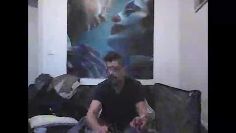 mobi online show from December 15, 10:47 pm