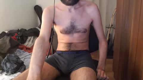 berceuse111 online show from March 20, 11:37 am