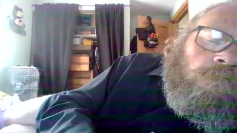bergeeric1970 online show from June 14, 4:42 pm