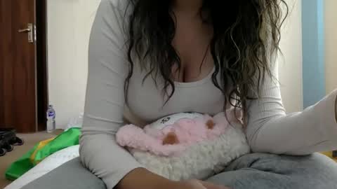 tixxie  online show from November 26, 8:11 am