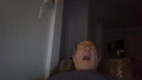 Snapshot of bernard1102 chatting on October 3, 12:42 am bernard1102 online show from October 3, 12:42 am