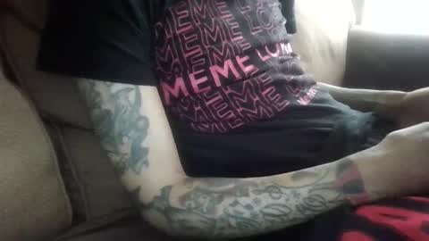 ToxicPipe757 online show from April 4, 2:13 pm