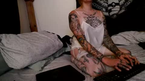 Betsy online show from July 7, 5:42 am
