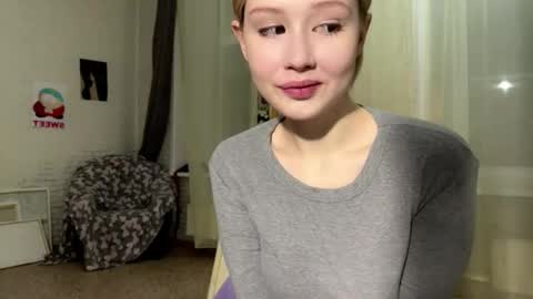 Hinata online show from February 22, 11:35 am