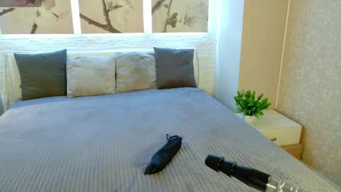 Betty online show from April 19, 8:22 pm