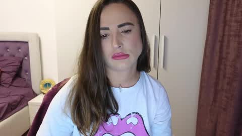   BeyonceDoll       Twitter DollBeyonce    online show from April 6, 6:53 pm