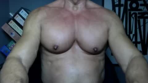 BGDKMUSCLEGUY - SELECTED BY CHATURBATE AS A TOP BROADCASTER FOR 2023 online show from March 2, 5:08 am