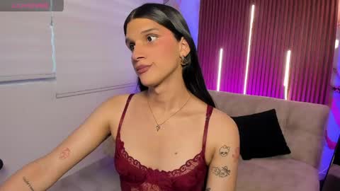 bianca_baldwin01 online show from April 25, 9:45 pm