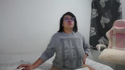 Bianca Tuesday to Sunday from 2am to 6am UTC-5 online show from October 7, 9:38 am