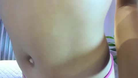 Snapshot of biancaa__18 chatting on October 21, 7:50 pm biancaa__18 online show from October 21, 7:50 pm