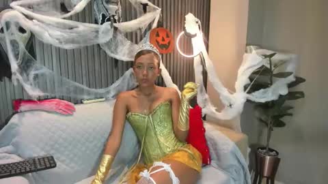 biancaa__18 online show from October 31, 8:42 pm