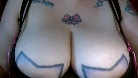 bianca online show from April 12, 3:05 pm