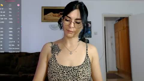 innasugarwild online show from August 3, 2:34 pm