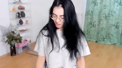 innasugarwild online show from January 4, 5:58 am