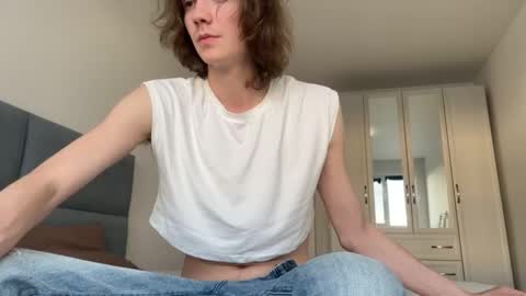 big_lil_small online show from June 8, 3:57 pm