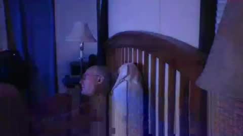 Snapshot of bigbenidick1 chatting on October 2, 2:54 am BB online show from October 2, 2:54 am