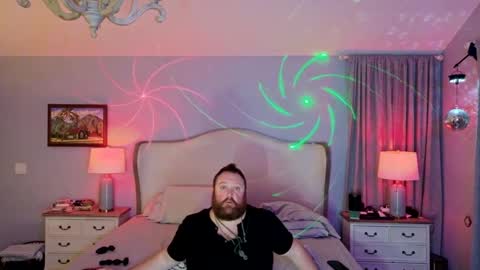 Snapshot of bigboi1o11 chatting on October 5, 7:39 am Bigboi1o11 online show from October 5, 7:39 am