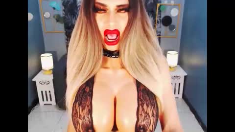 Loraine Cruz online show from March 27, 3:01 am