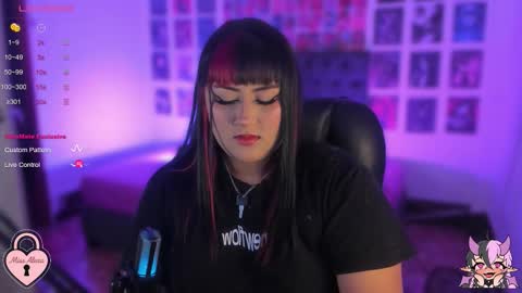 bigboobs cloe online show from November 6, 6:27 am