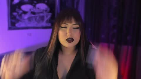 bigboobs cloe online show from April 12, 11:42 pm