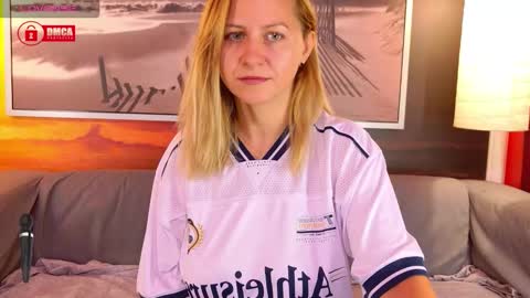 BigBoobsArri online show from September 22, 9:13 am