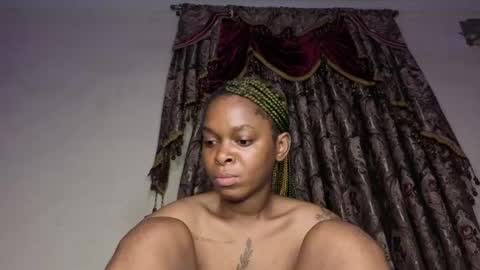 Lucy online show from December 16, 4:30 am