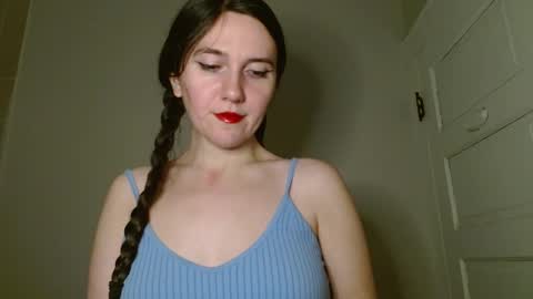 Isabella online show from March 17, 6:07 am